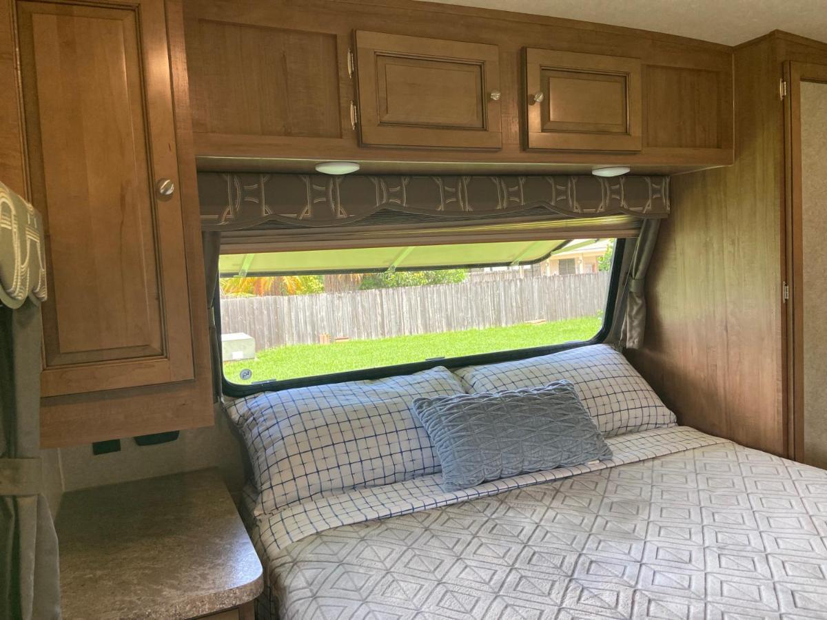 Cozy Camper - Free Parking Hotel Miami Kültér fotó