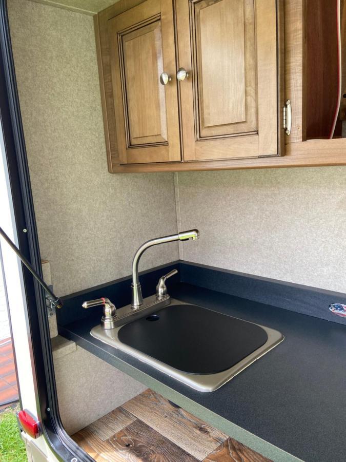 Cozy Camper - Free Parking Hotel Miami Kültér fotó